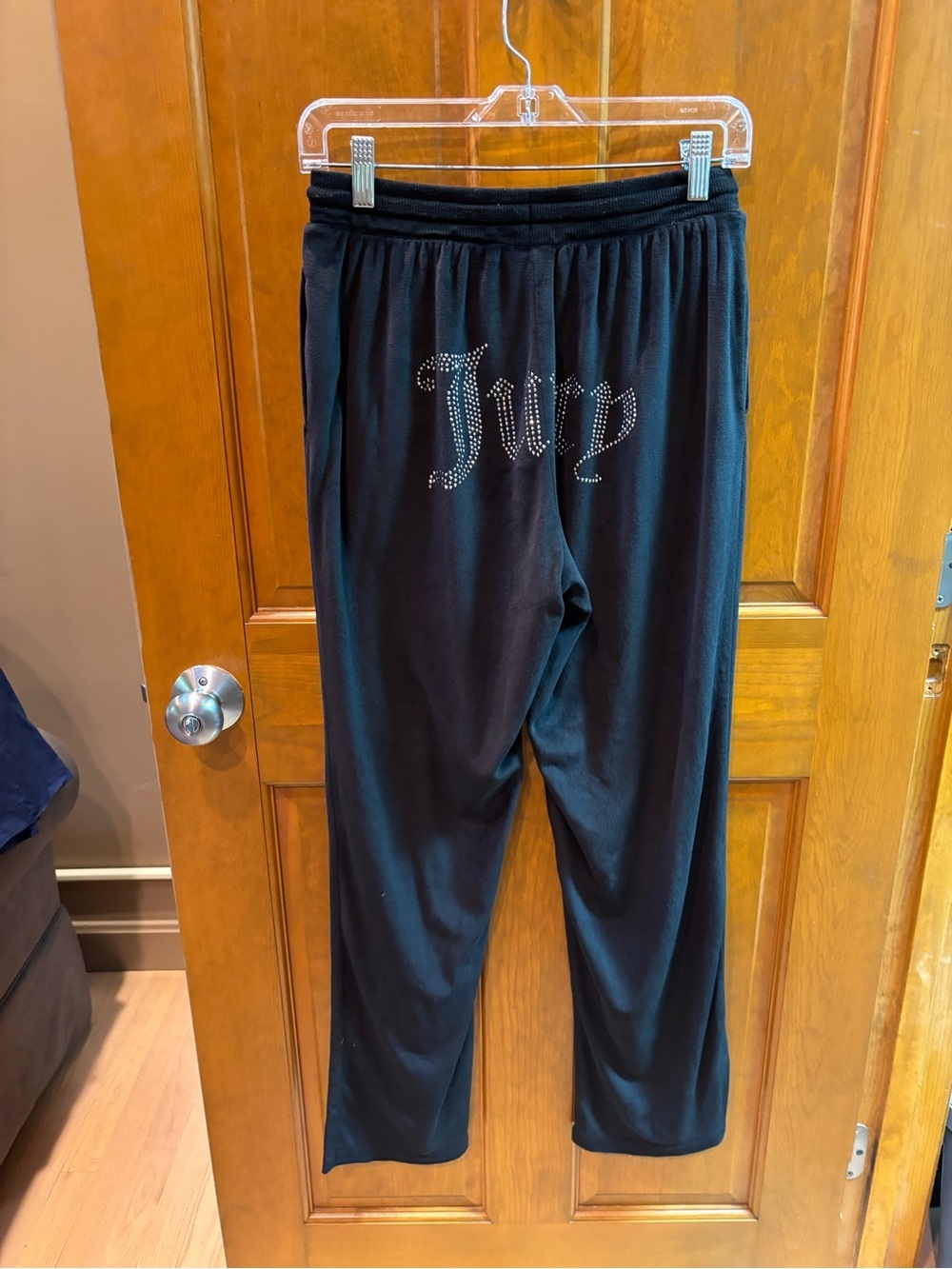 Juicy Couture Women’s Velvet Fleece Lounge Pajama Pants Size Medium - Picture 4 of 9